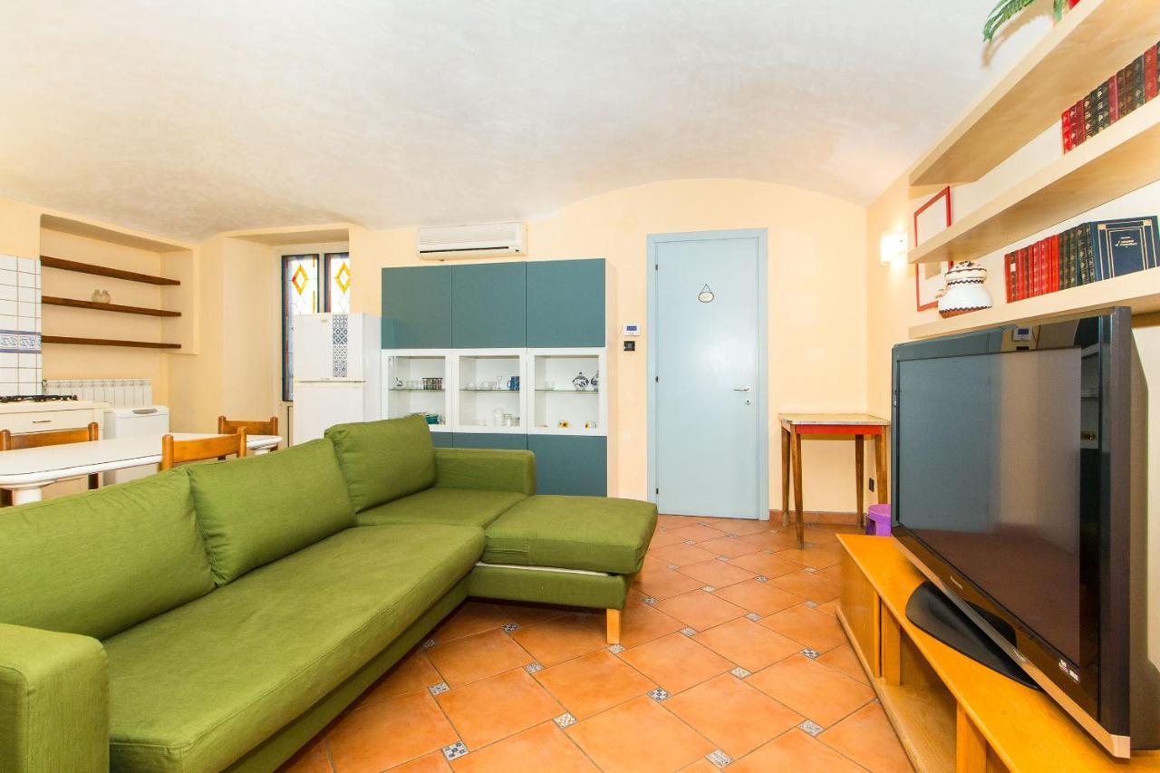 Porta Nuova Central Flat With Balcony Turin Ngoại thất bức ảnh