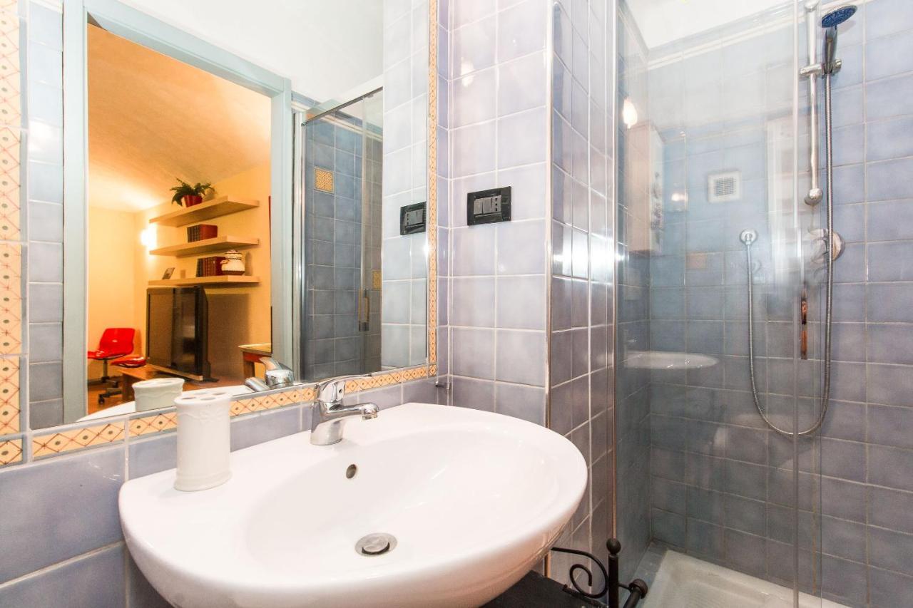 Porta Nuova Central Flat With Balcony Turin Ngoại thất bức ảnh