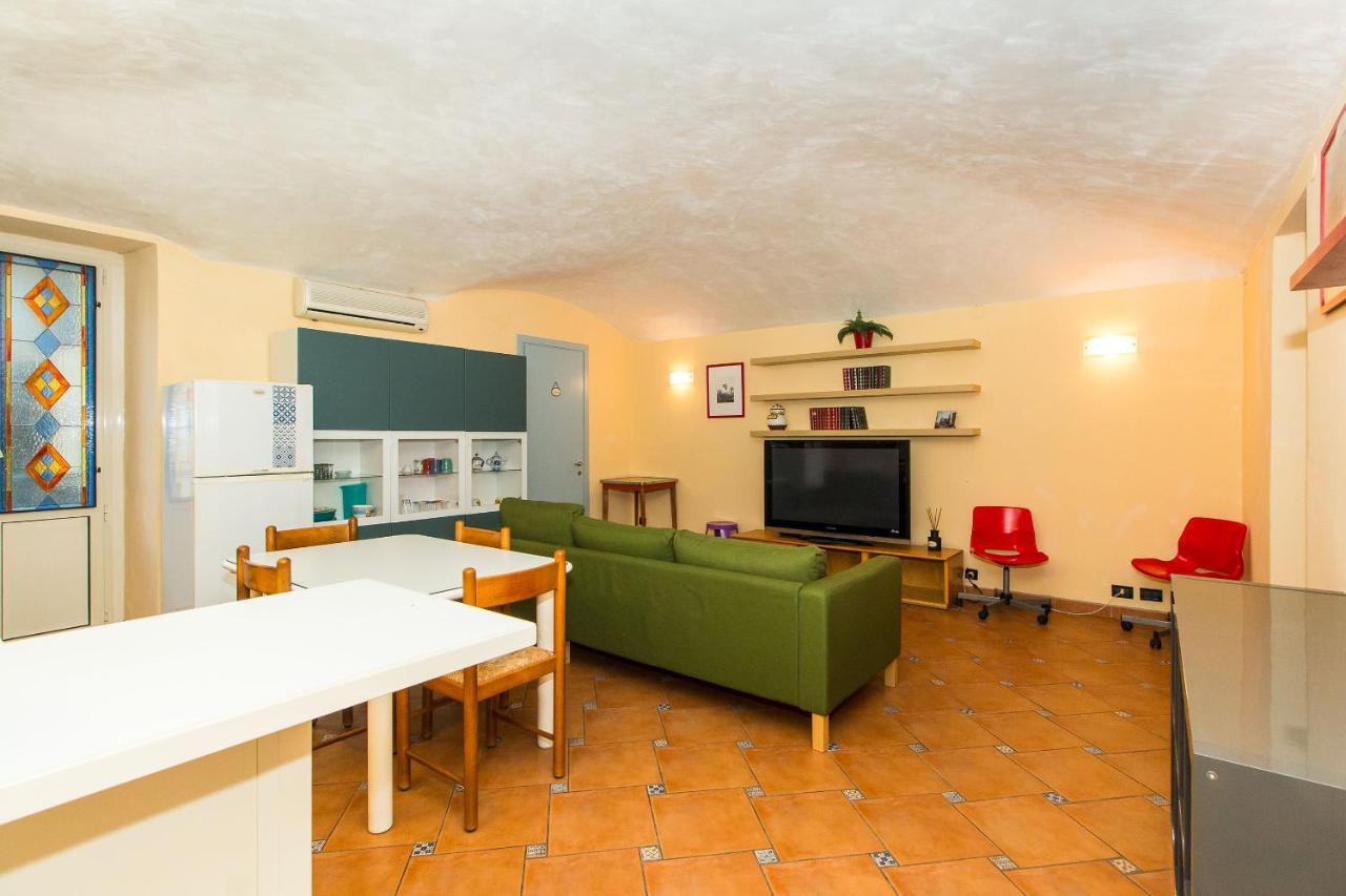 Porta Nuova Central Flat With Balcony Turin Ngoại thất bức ảnh